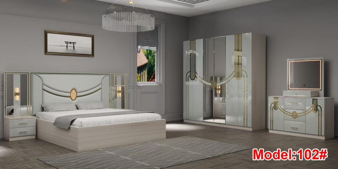 Chambre à Coucher Complète 102 Gris Clair et Or